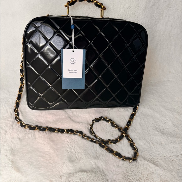CHANEL Quilted CC Chain 2way Hand Bag Black Patent Leather size 13x10x4.2 - Picture 3 of 17